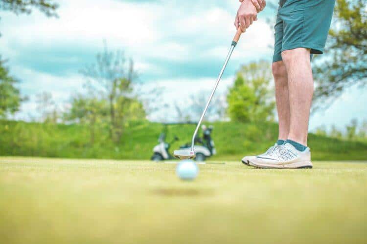 Does the golf balls outer cover make a difference