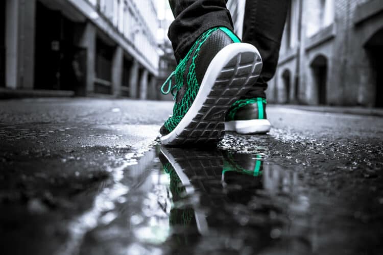 best walking shoes for rainy weather for men