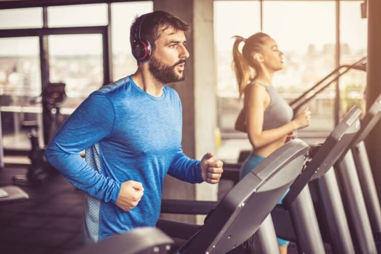 Are Shoes Important When Walking on a Treadmill