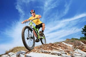 What to Look For in a Mountain Bike Helmet?