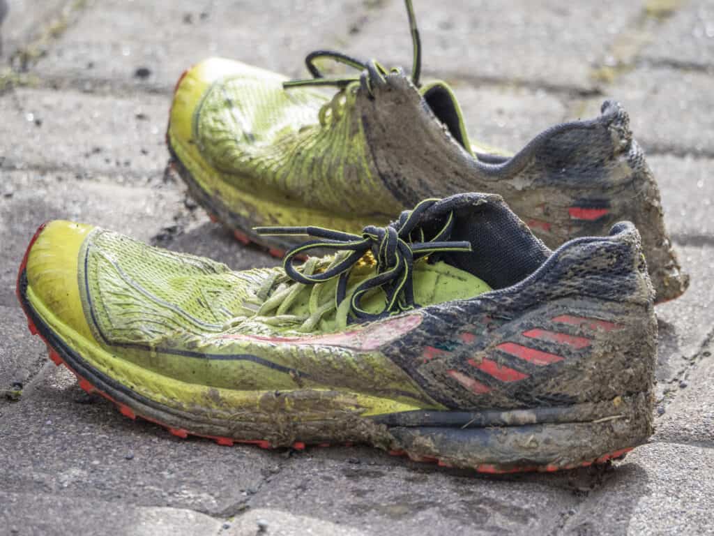 FACTORS TO CONSIDER WHEN BUYING MUD RUN SHOES