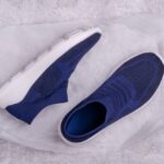best laceless running shoes