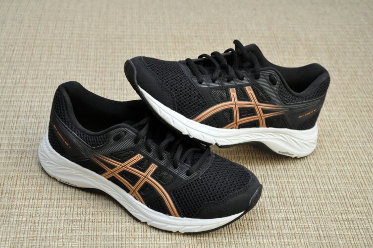 How Are ASICS Walking Shoes Tested for Comfort, Support, and Durability
